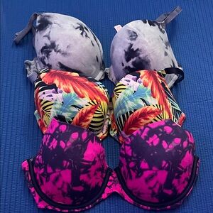 😍Pink Victorias Secret Vibrant Women's Bra Set - Multicolor